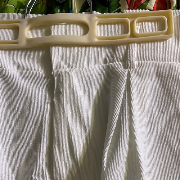 White Corduroy Pleated Trousers - Picture 2 of 3